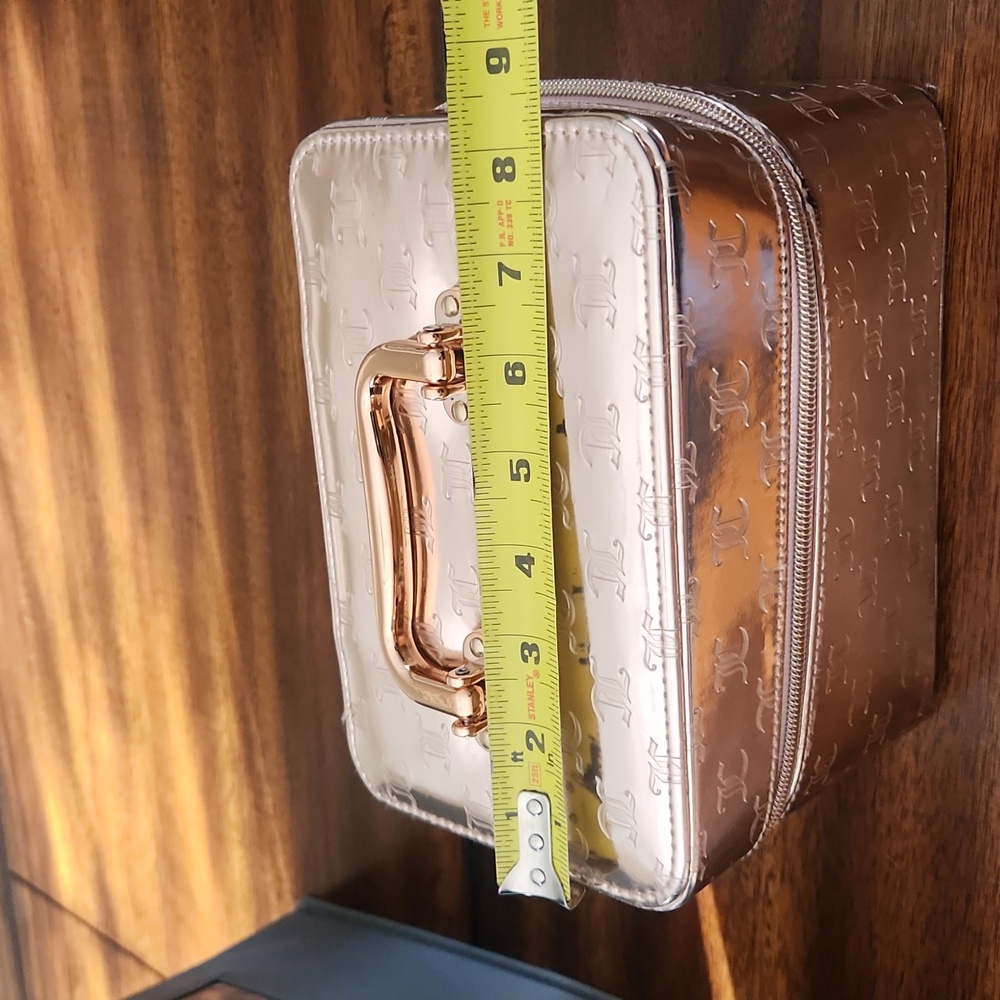 Juicy Couture Metallic Rose Gold Travel Cosmetic Case - Picture 14 of 16